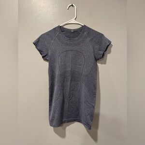 Lululemon Swiftly Short Sleeve Top In Grey Size 4